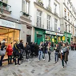 Marais-Pletzl, Rue Des Rosiers